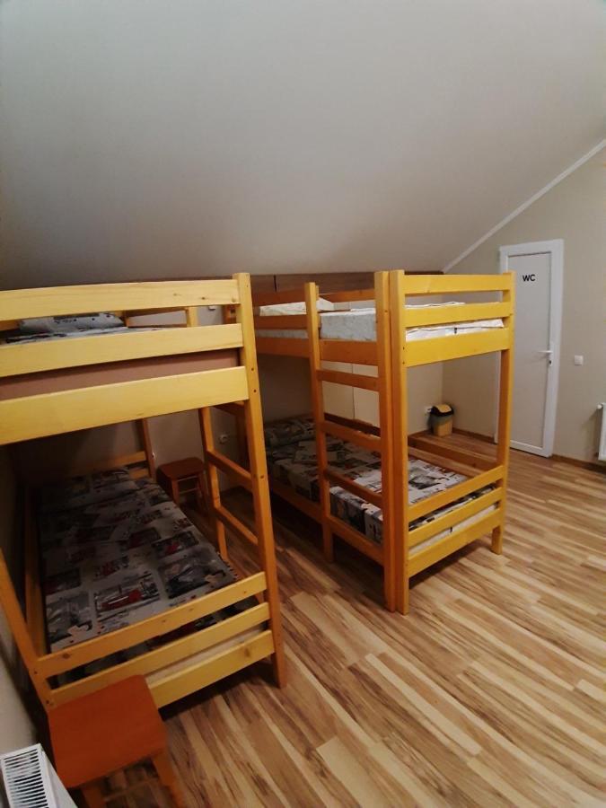 Hostel U Pottera Chernivtsi Luaran gambar