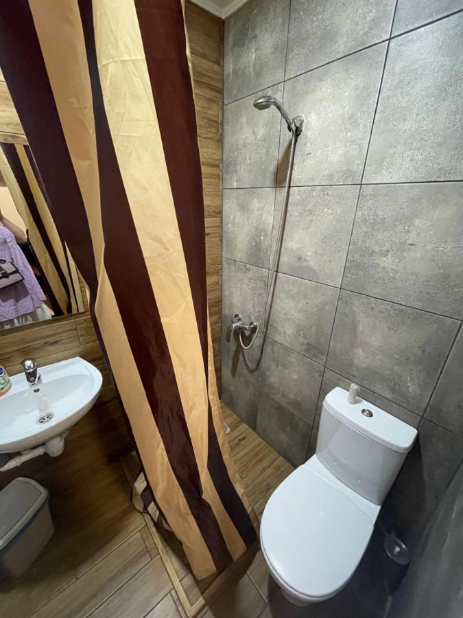 Hostel U Pottera Chernivtsi Luaran gambar
