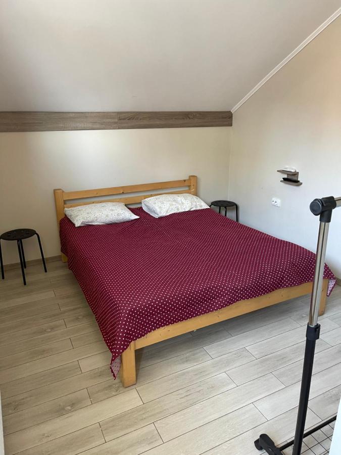 Hostel U Pottera Chernivtsi Luaran gambar