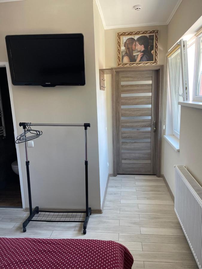 Hostel U Pottera Chernivtsi Luaran gambar